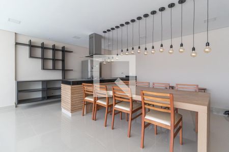 Apartamento para alugar com 50m², 2 quartos e 1 vaga Apartamento para alugar com 50m², 2 quartos e 1 vagaÁrea comum - Salão de festas