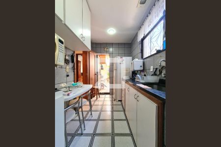 Casa de condomínio à venda com 103m², 2 quartos e 1 vaga Casa de condomínio à venda com 103m², 2 quartos e 1 vagaCozinha