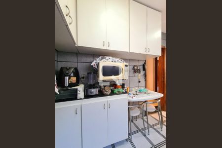 Casa de condomínio à venda com 103m², 2 quartos e 1 vaga Casa de condomínio à venda com 103m², 2 quartos e 1 vagaCozinha