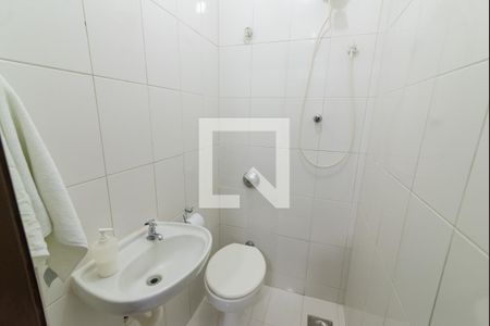 Apartamento à venda com 100m², 3 quartos e 2 vagas Apartamento à venda com 100m², 3 quartos e 2 vagasBanheiro de Serviço