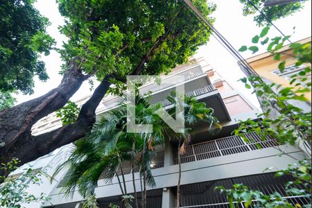 Apartamento à venda com 100m², 3 quartos e 2 vagas Apartamento à venda com 100m², 3 quartos e 2 vagasFachada