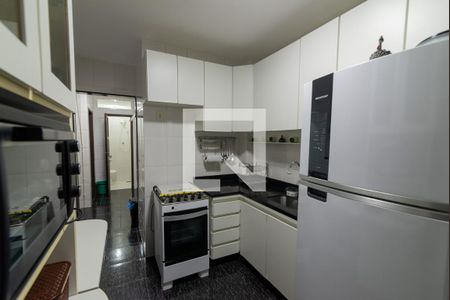 Apartamento à venda com 100m², 3 quartos e 2 vagas Apartamento à venda com 100m², 3 quartos e 2 vagasCozinha