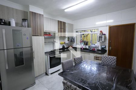 Casa à venda com 84m², 2 quartos e 2 vagasCozinha