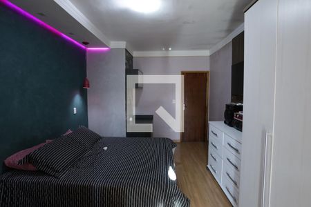 Casa à venda com 84m², 2 quartos e 2 vagasSuíte 2