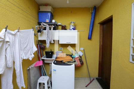 Casa à venda com 84m², 2 quartos e 2 vagasÁrea de Serviço