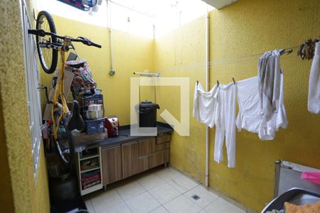 Casa à venda com 84m², 2 quartos e 2 vagasÁrea de Serviço