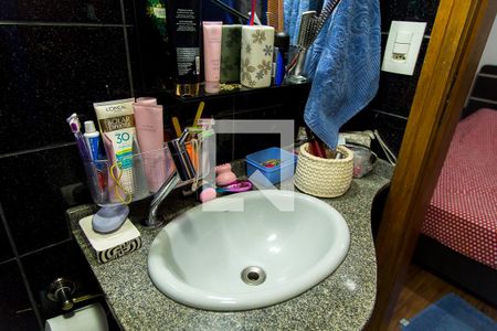 Casa à venda com 146m², 3 quartos e 2 vagas Casa à venda com 146m², 3 quartos e 2 vagasBanheiro da Suíte 1 - Torneira