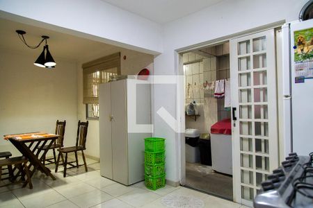 Casa à venda com 146m², 3 quartos e 2 vagas Casa à venda com 146m², 3 quartos e 2 vagasCozinha