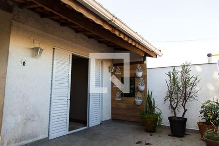 Casa à venda com 146m², 3 quartos e 2 vagas Casa à venda com 146m², 3 quartos e 2 vagasVaranda da Suíte 3