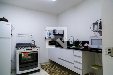 Casa à venda com 146m², 3 quartos e 2 vagas Casa à venda com 146m², 3 quartos e 2 vagasCozinha