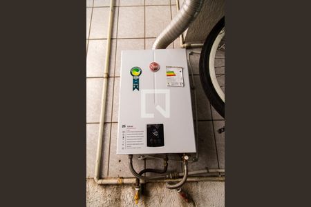 Casa à venda com 146m², 3 quartos e 2 vagas Casa à venda com 146m², 3 quartos e 2 vagasCorredor Lateral - Aquecedor a Gás