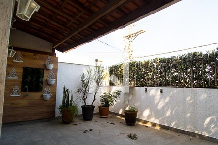 Casa à venda com 146m², 3 quartos e 2 vagas Casa à venda com 146m², 3 quartos e 2 vagasVaranda da Suíte 3