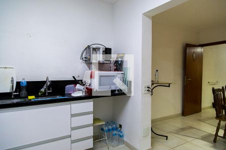 Casa à venda com 146m², 3 quartos e 2 vagas Casa à venda com 146m², 3 quartos e 2 vagasCozinha