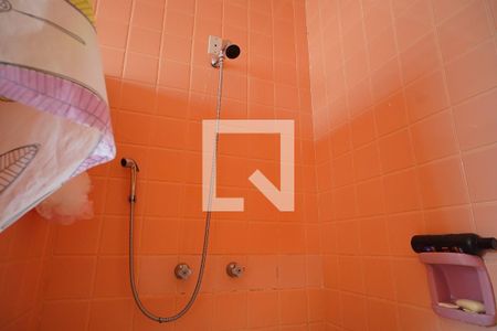 Casa à venda com 370m², 5 quartos e 5 vagasBanheiro