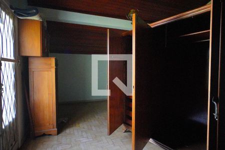 Casa à venda com 370m², 5 quartos e 5 vagasQuarto 3