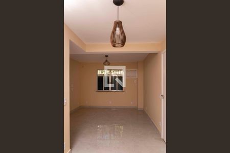 Sala de apartamento para alugar com 2 quartos, 35m² em Centro, Nova Iguaçu