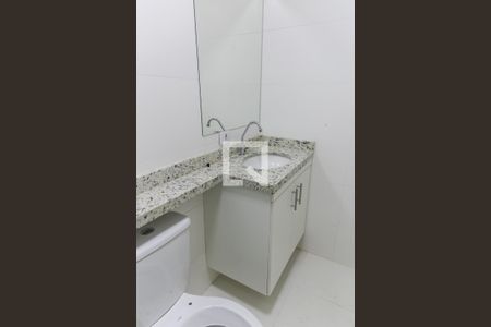 Apartamento para alugar com 38m², 2 quartos e sem vaga Apartamento para alugar com 38m², 2 quartos e sem vagaBanheiro