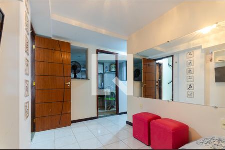 Sala de apartamento para alugar com 1 quarto, 36m² em Jardim Apipema, Salvador