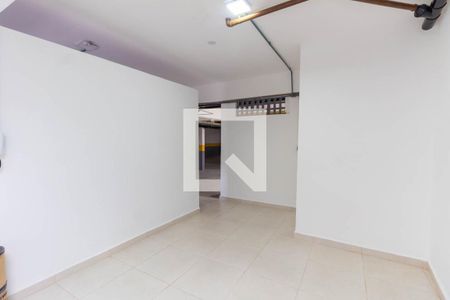 Apartamento à venda com 56m², 2 quartos e 1 vaga Apartamento à venda com 56m², 2 quartos e 1 vagaÁrea comum - Salão de festas