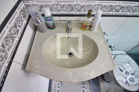 Casa à venda com 216m², 3 quartos e 2 vagasBanheiro Social 2