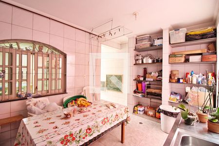 Casa à venda com 216m², 3 quartos e 2 vagasLavanderia