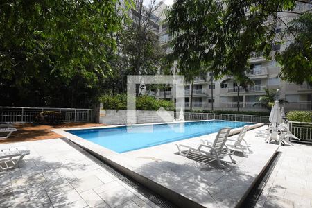 Apartamento à venda com 39m², 1 quarto e 1 vagaPiscina