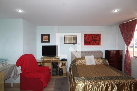 Casa à venda com 277m², 3 quartos e 2 vagasSuíte 1