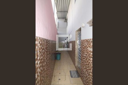 Casa à venda com 277m², 3 quartos e 2 vagasCorredor Lateral