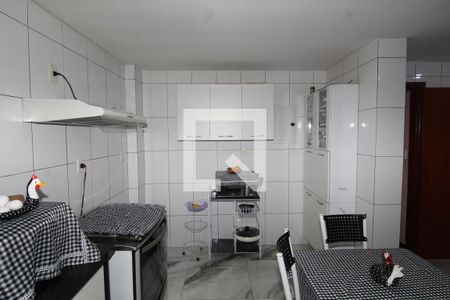 Casa à venda com 277m², 3 quartos e 2 vagasCozinha