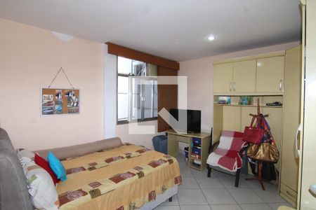 Casa à venda com 277m², 3 quartos e 2 vagasSuíte 2