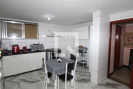 Casa à venda com 277m², 3 quartos e 2 vagasCozinha