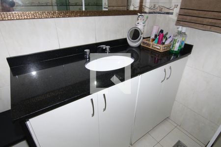 Casa à venda com 277m², 3 quartos e 2 vagasBanheiro da Suíte 1