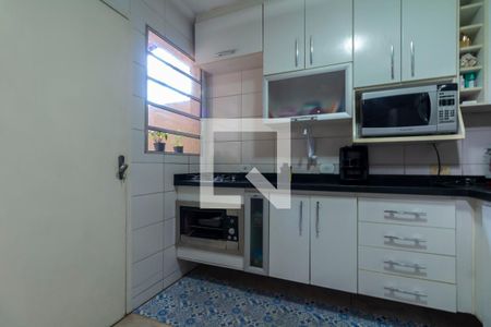 Casa de condomínio à venda com 75m², 2 quartos e 2 vagasCozinha
