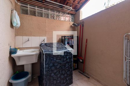 Casa de condomínio à venda com 75m², 2 quartos e 2 vagasÁrea de Serviço