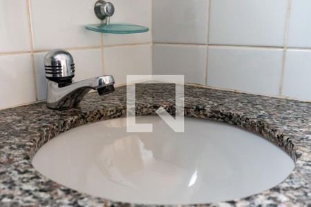 Apartamento à venda com 63m², 2 quartos e 1 vaga Apartamento à venda com 63m², 2 quartos e 1 vagaBanheiro