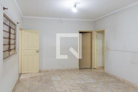 Casa à venda com 193m², 6 quartos e 2 vagas Casa à venda com 193m², 6 quartos e 2 vagasCozinha
