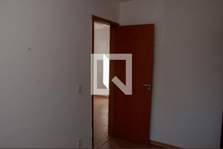 Quarto 2 de apartamento para alugar com 2 quartos, 44m² em Cabral, Contagem