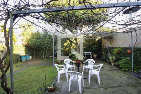 Casa à venda com 110m², 3 quartos e 1 vagaQuintal