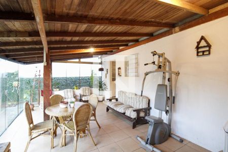 Casa à venda com 110m², 3 quartos e 1 vagaVaranda