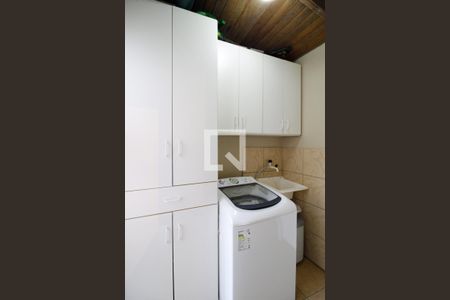 Casa à venda com 110m², 3 quartos e 1 vagaÁrea de Serviço