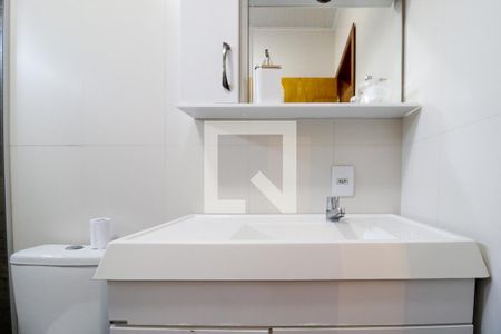 Casa à venda com 110m², 3 quartos e 1 vagaBanheiro