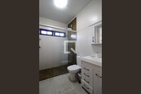 Casa à venda com 110m², 3 quartos e 1 vagaBanheiro