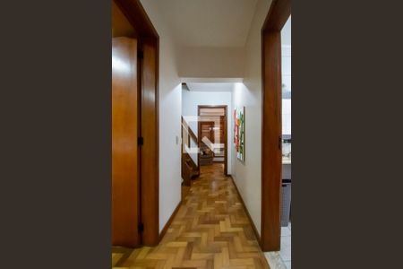 Casa de condomínio à venda com 150m², 3 quartos e 2 vagasCorredor