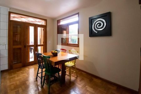 Casa de condomínio à venda com 150m², 3 quartos e 2 vagasCozinha e Área de Serviço