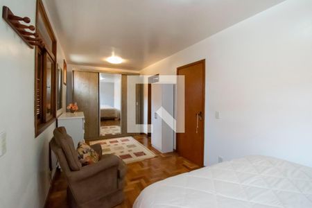 Casa de condomínio à venda com 150m², 3 quartos e 2 vagasSuíte