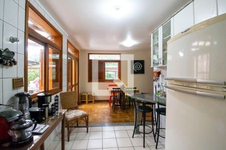 Casa de condomínio à venda com 150m², 3 quartos e 2 vagasCozinha e Área de Serviço