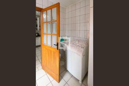 Casa de condomínio à venda com 150m², 3 quartos e 2 vagasCozinha e Área de Serviço