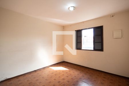 Quarto 1 de casa para alugar com 2 quartos, 125m² em Santo Antônio, Osasco