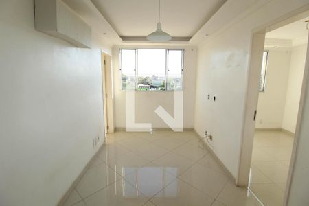 Sala de apartamento para alugar com 3 quartos, 60m² em Engenho do Porto, Duque de Caxias