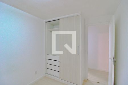 Quarto 1 de apartamento para alugar com 2 quartos, 45m² em Jardim Elizabete, Taboão da Serra